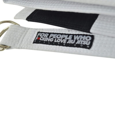 StreetBeltWhiteInside 600x675